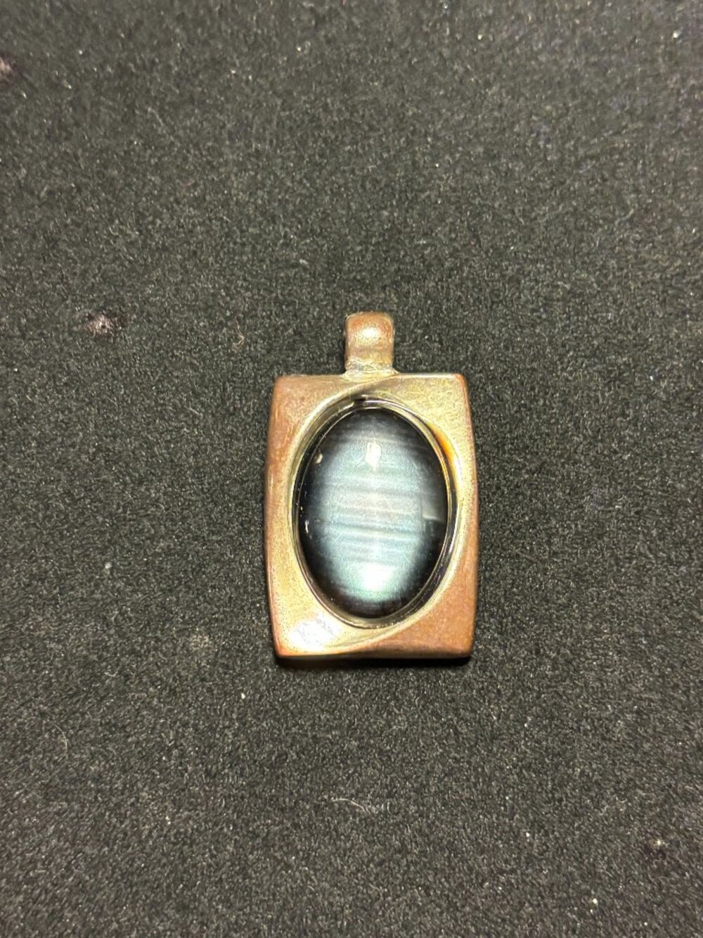 Vintage Kenneth Cole Silver Tone Gray Cat's Eye Pendant